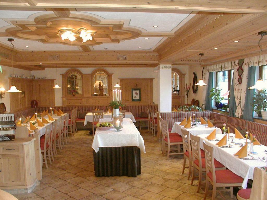 Hotel Garni Alpenland Альтенмаркт  Экстерьер фото