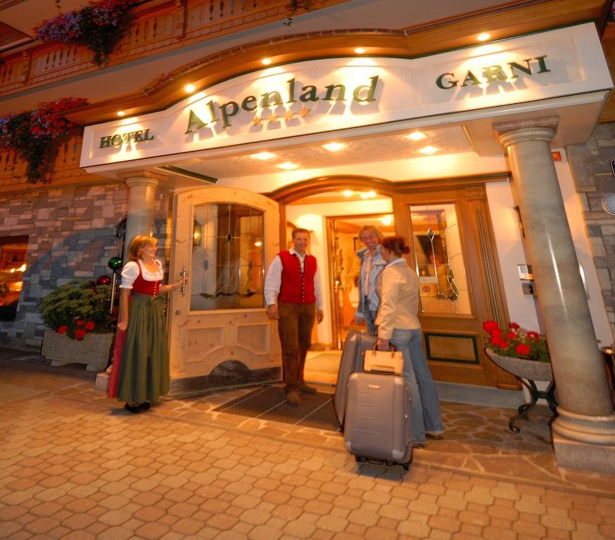 Hotel Garni Alpenland Альтенмаркт  Экстерьер фото