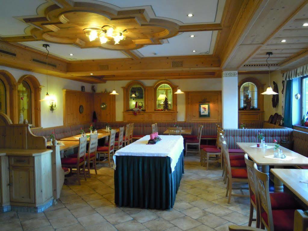 Hotel Garni Alpenland Альтенмаркт  Экстерьер фото